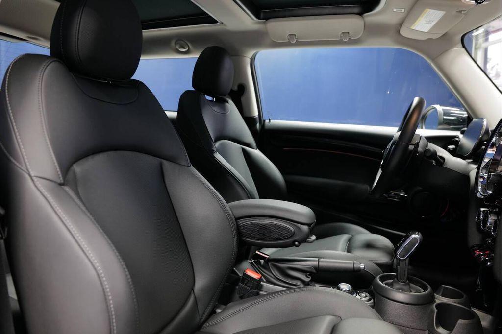used 2023 MINI Hardtop car, priced at $27,999