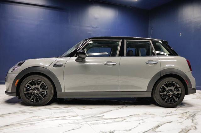 used 2022 MINI Hardtop car, priced at $24,999