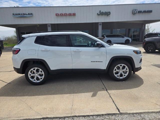 new 2024 Jeep Compass car, priced at $30,352
