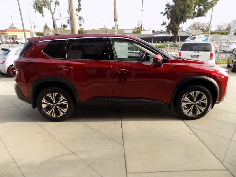 used 2021 Nissan Rogue car, priced at $25,999