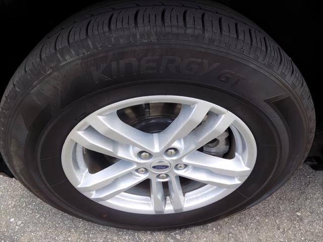 used 2023 Ford Explorer car, priced at $30,999