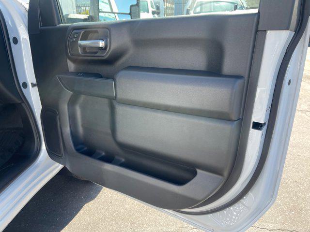 new 2025 Chevrolet Silverado 3500 car