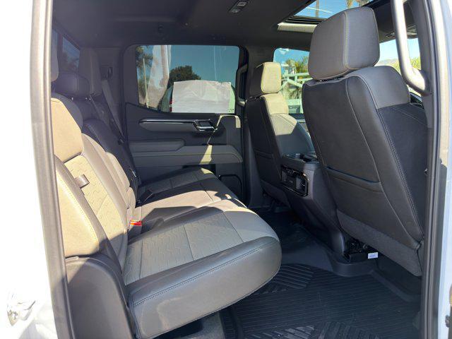 new 2025 Chevrolet Silverado 1500 car