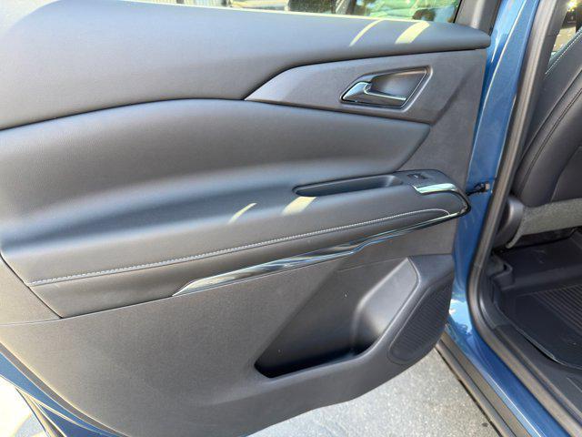 new 2026 Chevrolet Traverse car, priced at $43,646