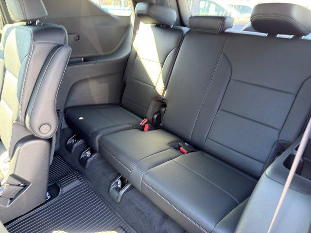 new 2026 Chevrolet Traverse car, priced at $43,646