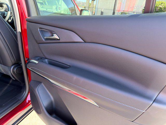 new 2026 Chevrolet Traverse car, priced at $44,106