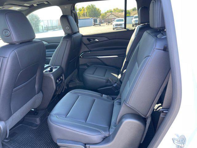 new 2025 Chevrolet Traverse car, priced at $45,810