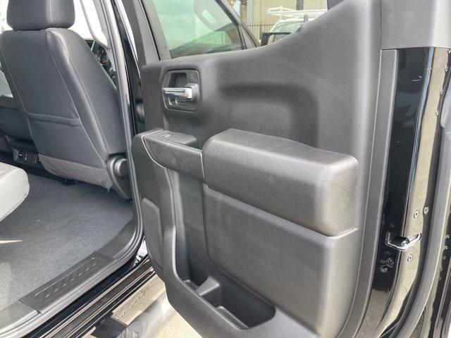 new 2025 Chevrolet Silverado 1500 car, priced at $41,647