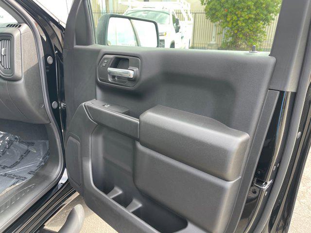 new 2025 Chevrolet Silverado 1500 car, priced at $41,647