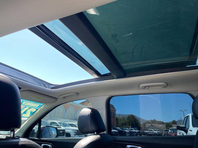 used 2021 Kia Sorento car, priced at $23,805