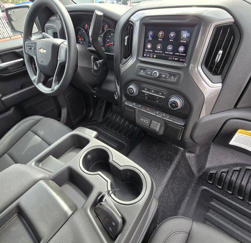 new 2025 Chevrolet Silverado 1500 car, priced at $39,060