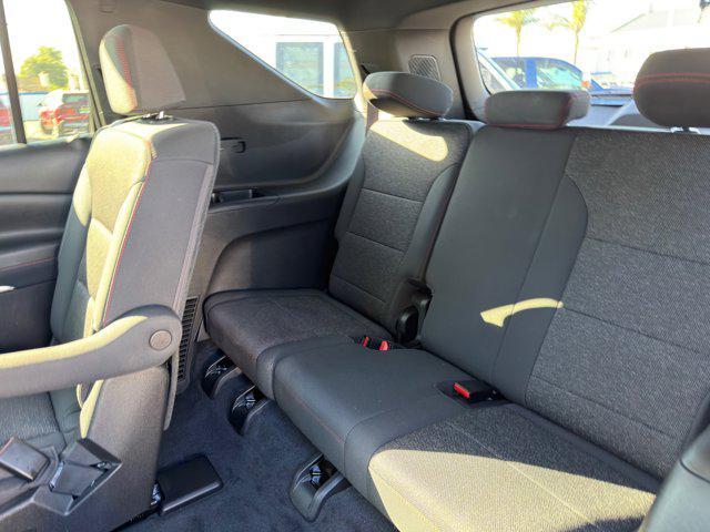 used 2024 Chevrolet Traverse car, priced at $45,500