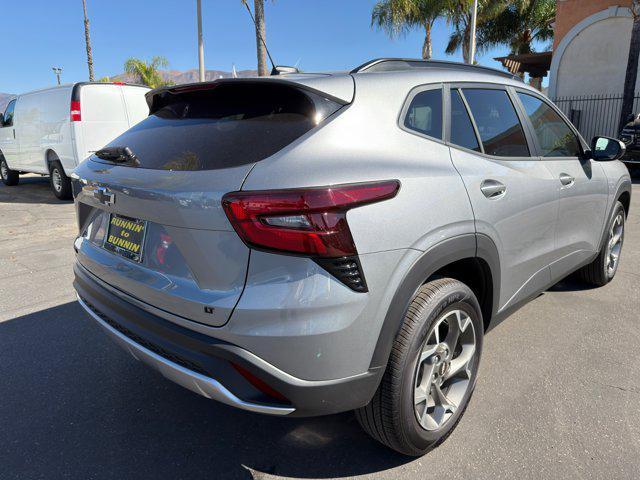 new 2025 Chevrolet Trax car, priced at $26,145
