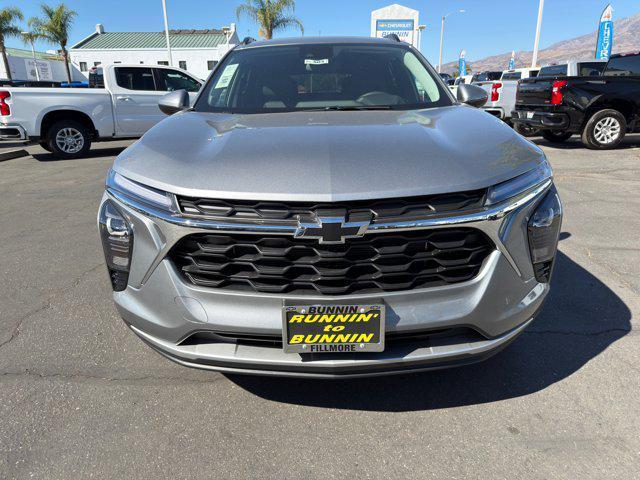 new 2025 Chevrolet Trax car, priced at $26,145