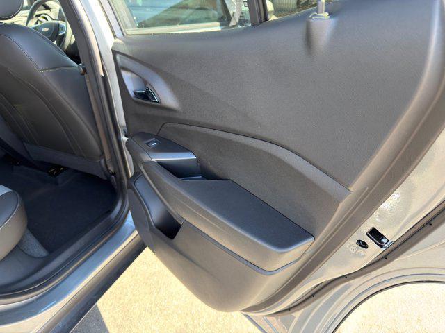 new 2025 Chevrolet Trax car, priced at $26,145