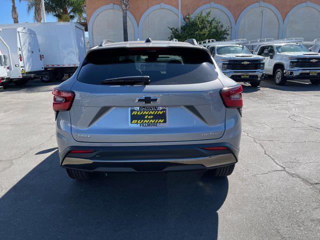 new 2025 Chevrolet Trax car