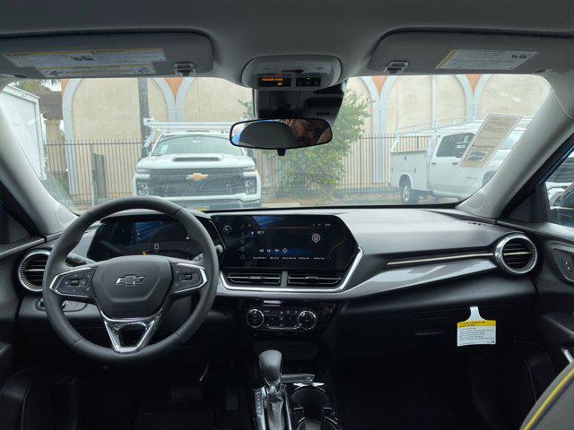 new 2025 Chevrolet Trax car, priced at $26,615