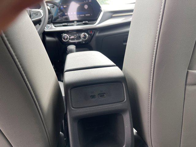 new 2025 Chevrolet Trax car, priced at $26,615