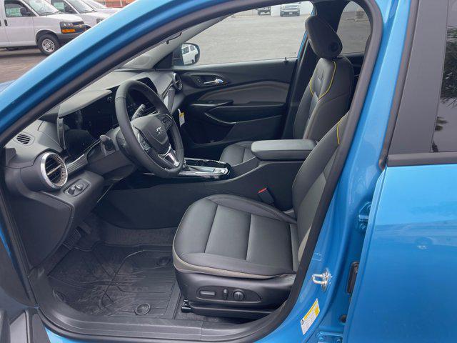 new 2025 Chevrolet Trax car, priced at $26,615