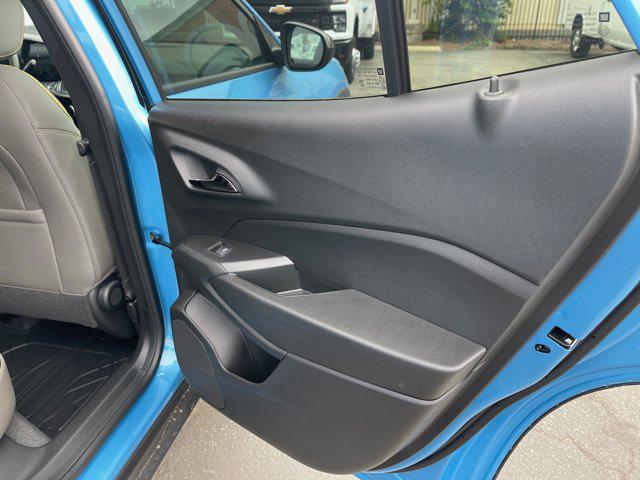 new 2025 Chevrolet Trax car, priced at $26,615