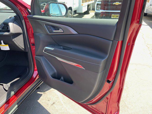 new 2025 Chevrolet Traverse car, priced at $43,005