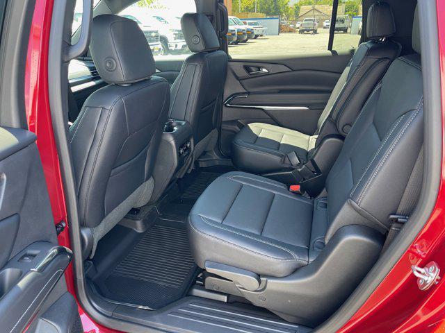 new 2025 Chevrolet Traverse car, priced at $43,005