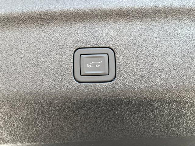 new 2025 Chevrolet Suburban car, priced at $76,540