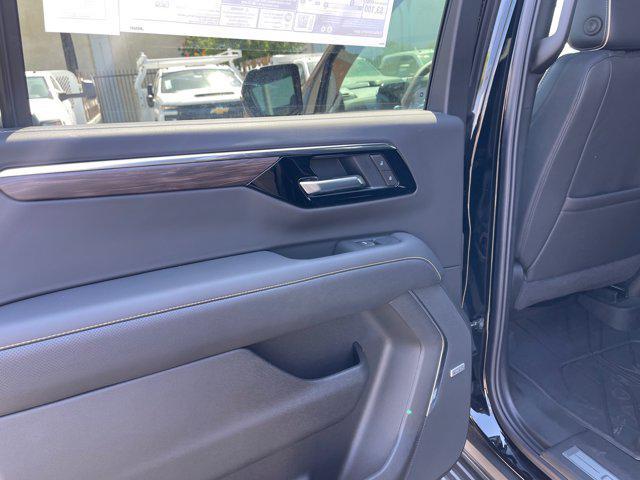 new 2025 Chevrolet Suburban car, priced at $76,540