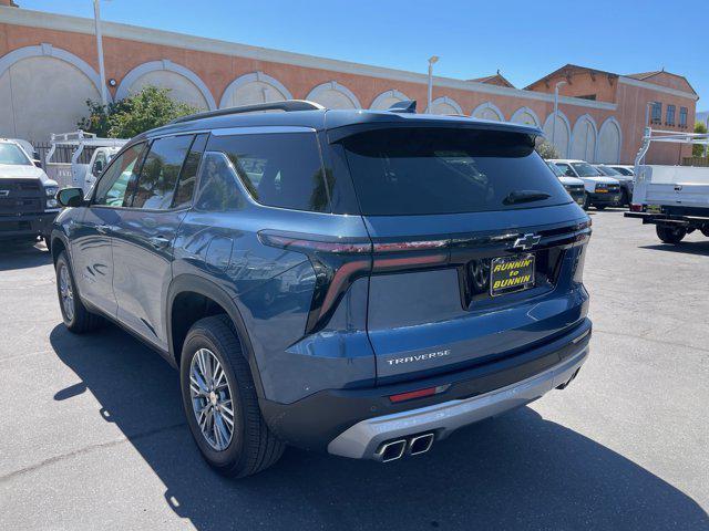 used 2025 Chevrolet Traverse car