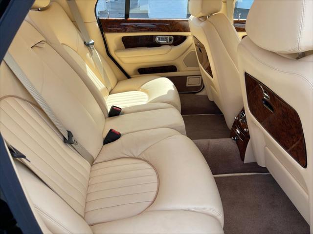 used 2001 Bentley Arnage car, priced at $59,995