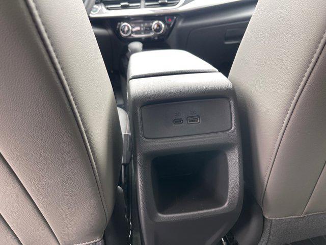 new 2025 Chevrolet Trax car, priced at $26,220