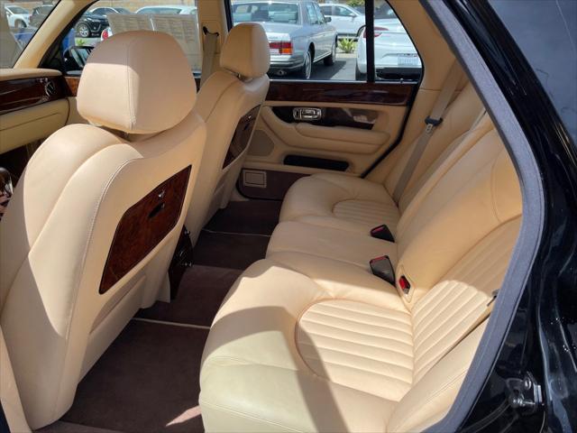 used 2001 Bentley Arnage car, priced at $39,900