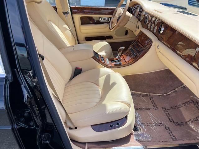 used 2001 Bentley Arnage car, priced at $39,900