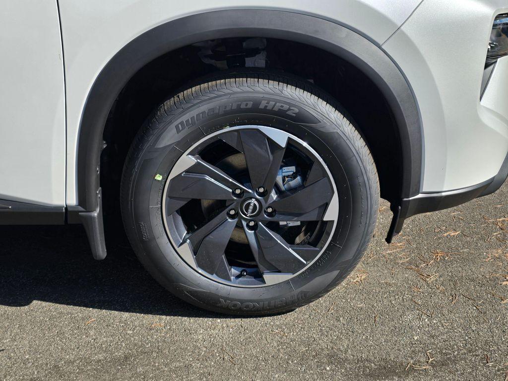 new 2026 Nissan Rogue car, priced at $33,126