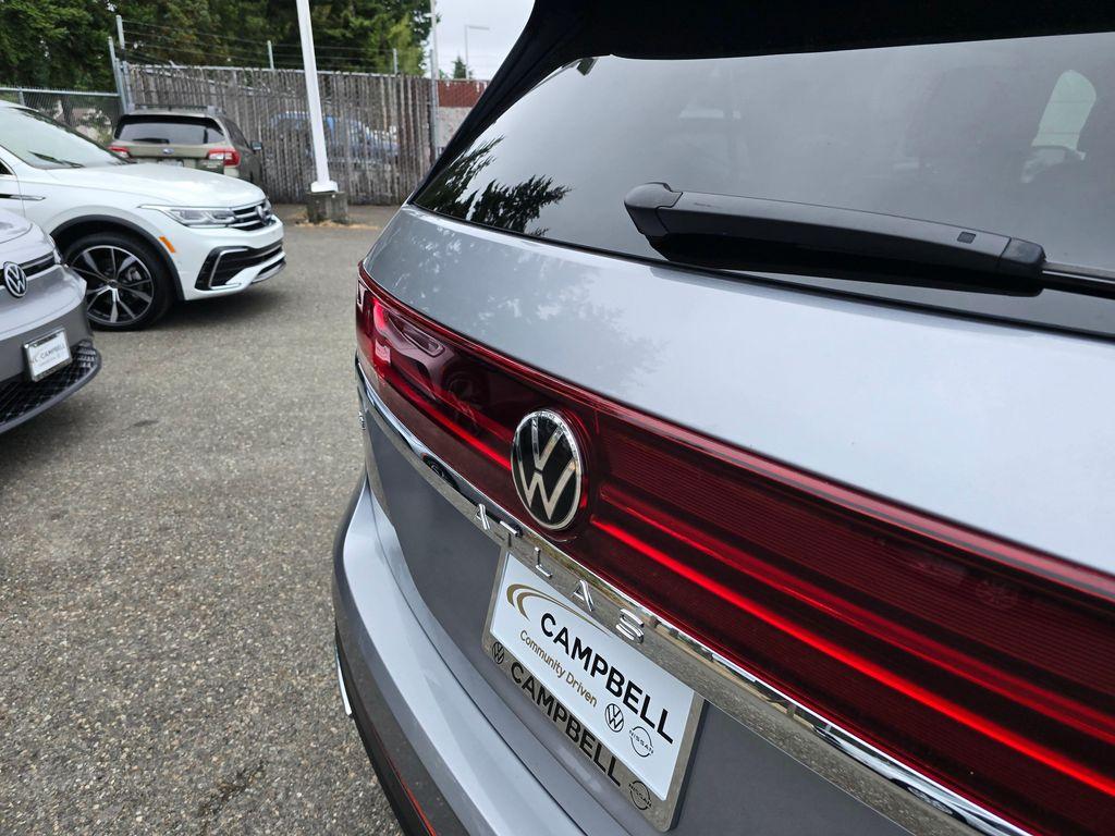 used 2024 Volkswagen Atlas car, priced at $30,955
