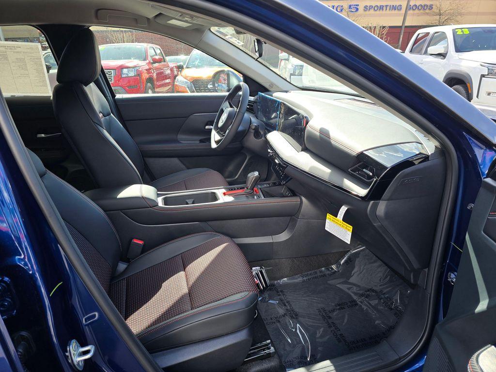 new 2025 Nissan Kicks car, priced at $29,238