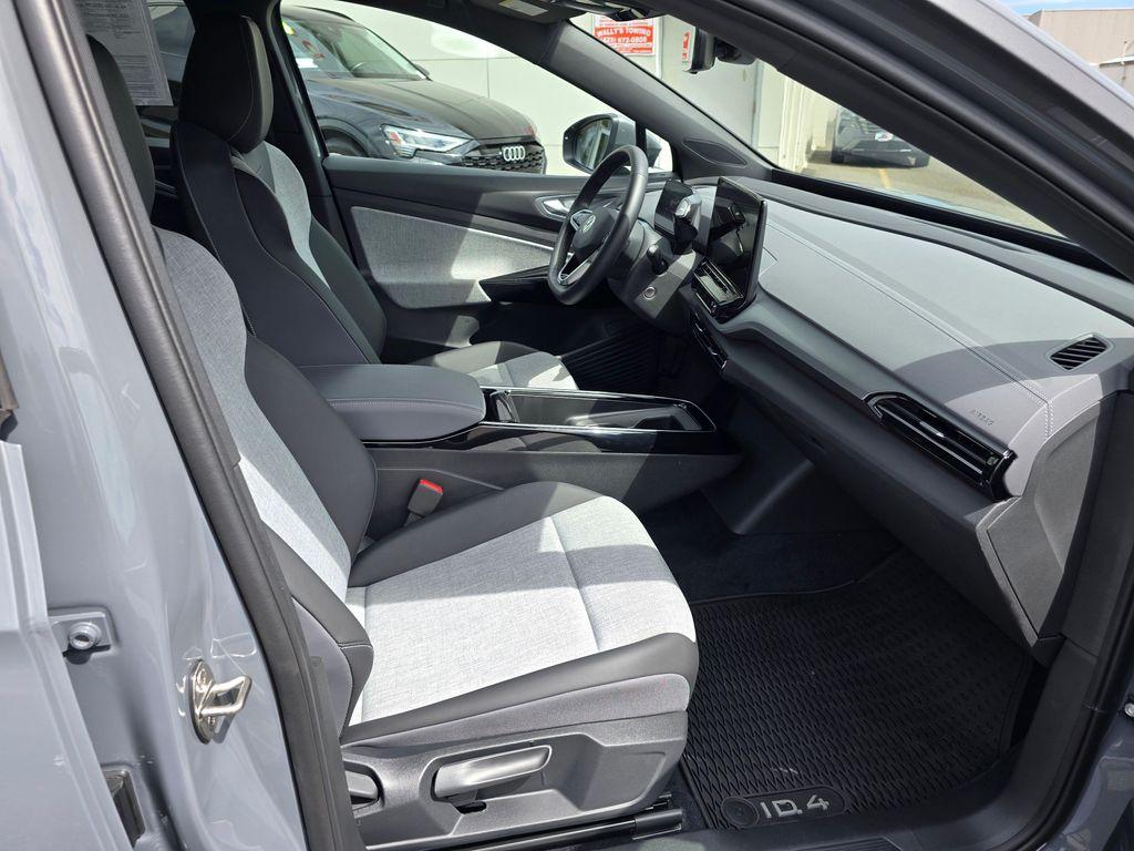 used 2024 Volkswagen ID.4 car, priced at $20,955
