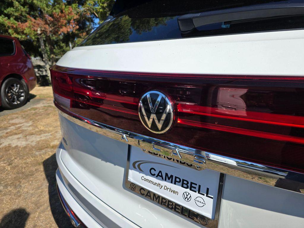 used 2024 Volkswagen Atlas Cross Sport car, priced at $33,955