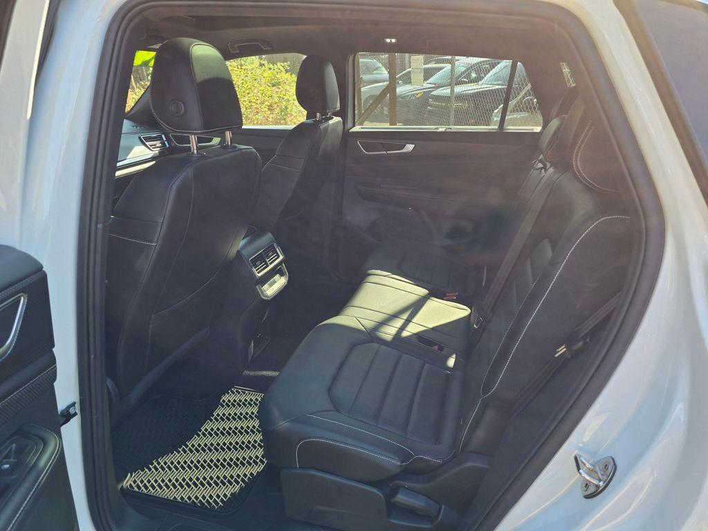 used 2024 Volkswagen Atlas Cross Sport car, priced at $33,955