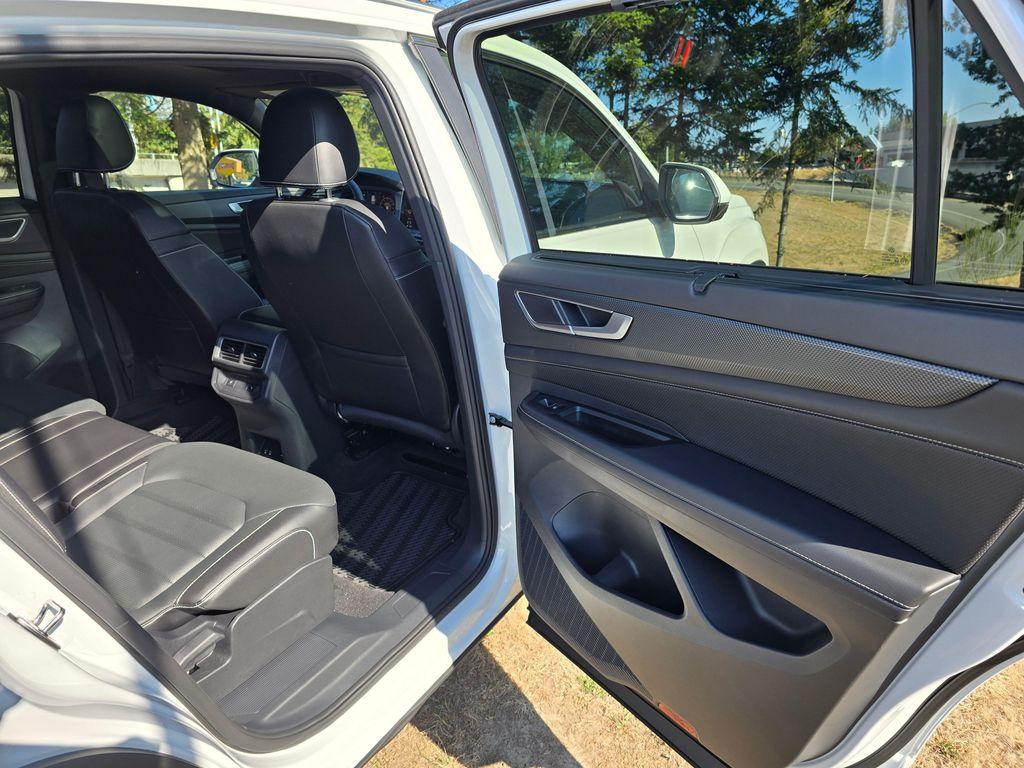 used 2024 Volkswagen Atlas Cross Sport car, priced at $33,955