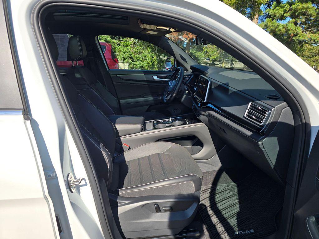 used 2024 Volkswagen Atlas Cross Sport car, priced at $33,955