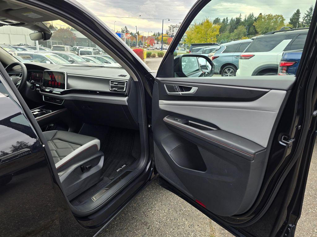 used 2024 Volkswagen Atlas car, priced at $37,950