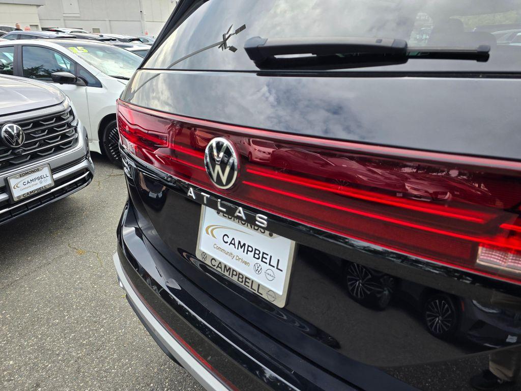 used 2024 Volkswagen Atlas car, priced at $37,950