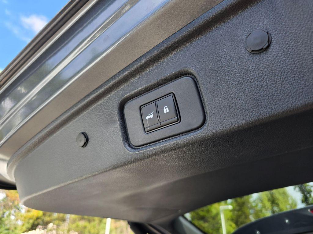 new 2025 Nissan Pathfinder car, priced at $44,073