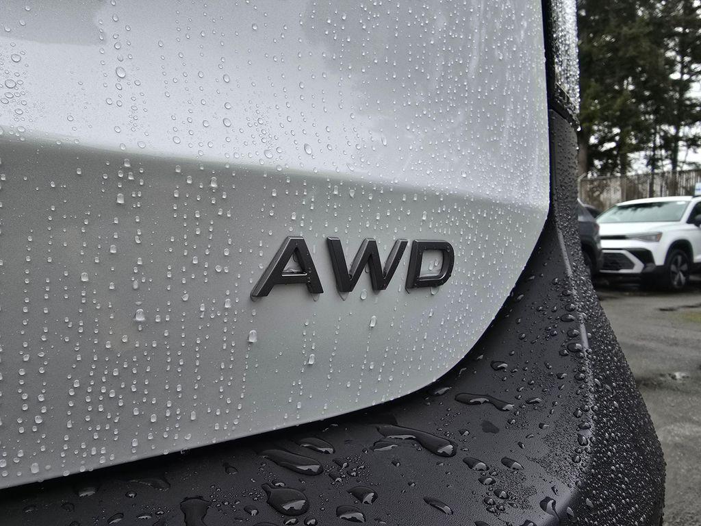 new 2025 Nissan Kicks car, priced at $25,731