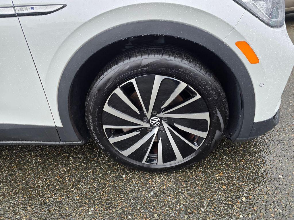 used 2024 Volkswagen ID.4 car, priced at $23,450