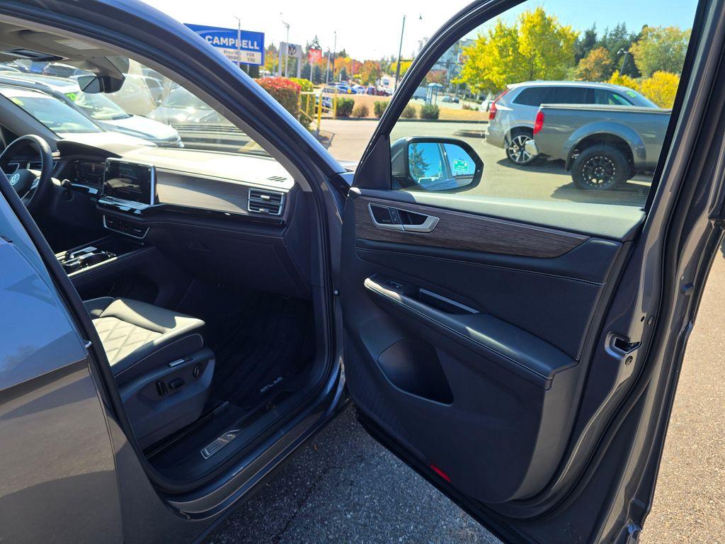 used 2025 Volkswagen Atlas car, priced at $41,955