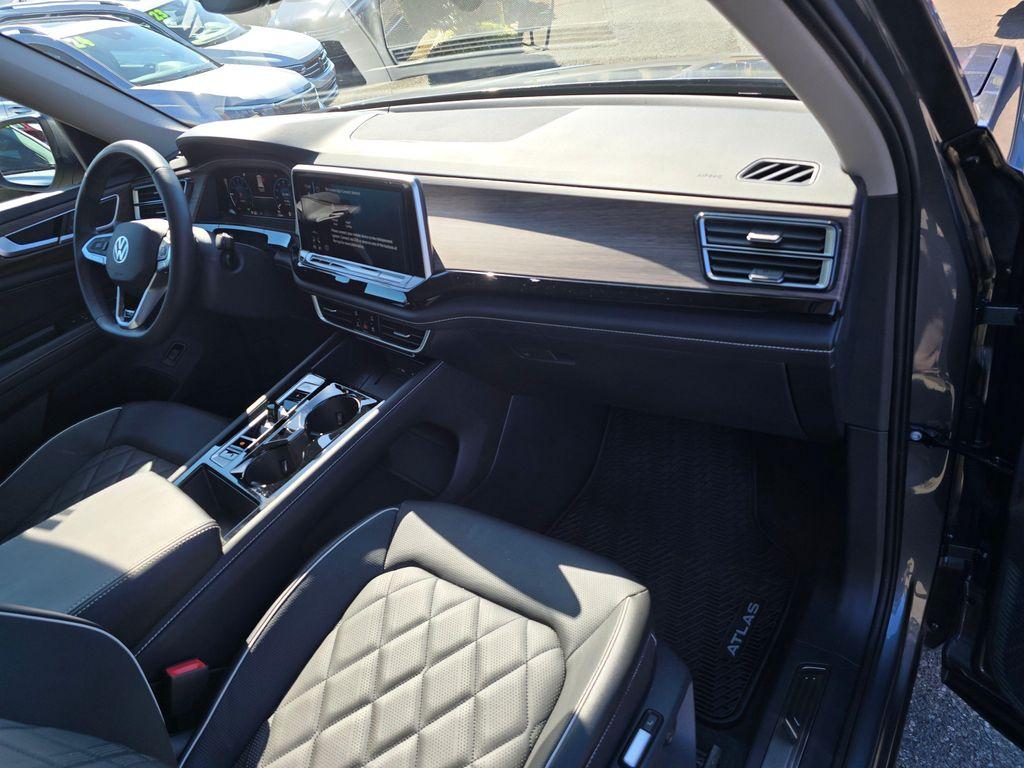 used 2025 Volkswagen Atlas car, priced at $41,955