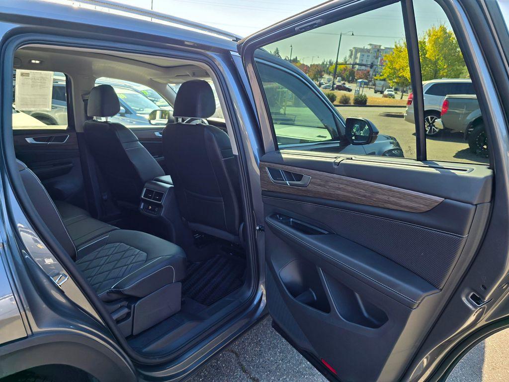 used 2025 Volkswagen Atlas car, priced at $41,955