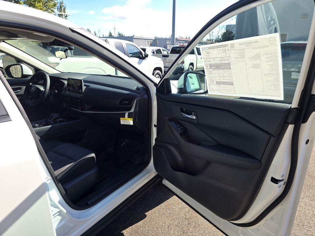 new 2026 Nissan Rogue car, priced at $33,126